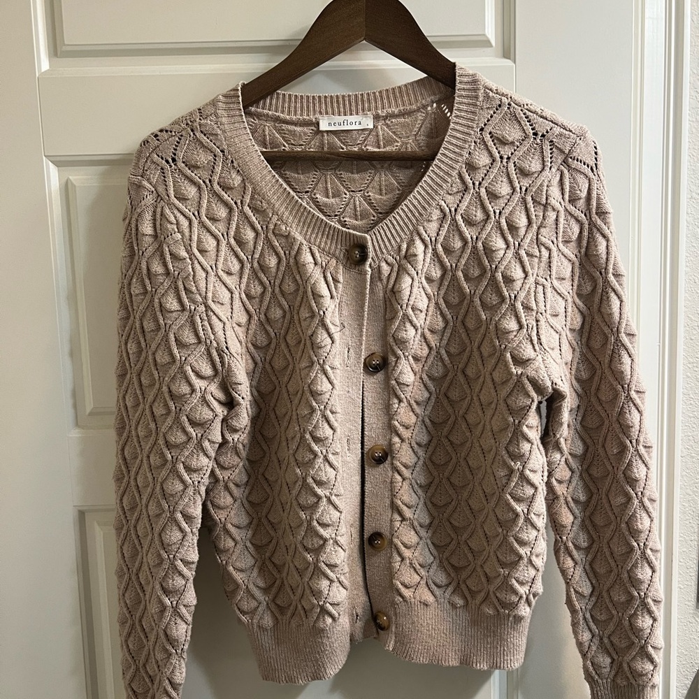 Neuflora Cardigan